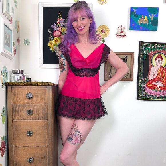 Vintage Hot Pink Babydoll Nightie Set, 1960s Fuchsia Chiffon & Black Lace, Sz S - Picture 10 of 10